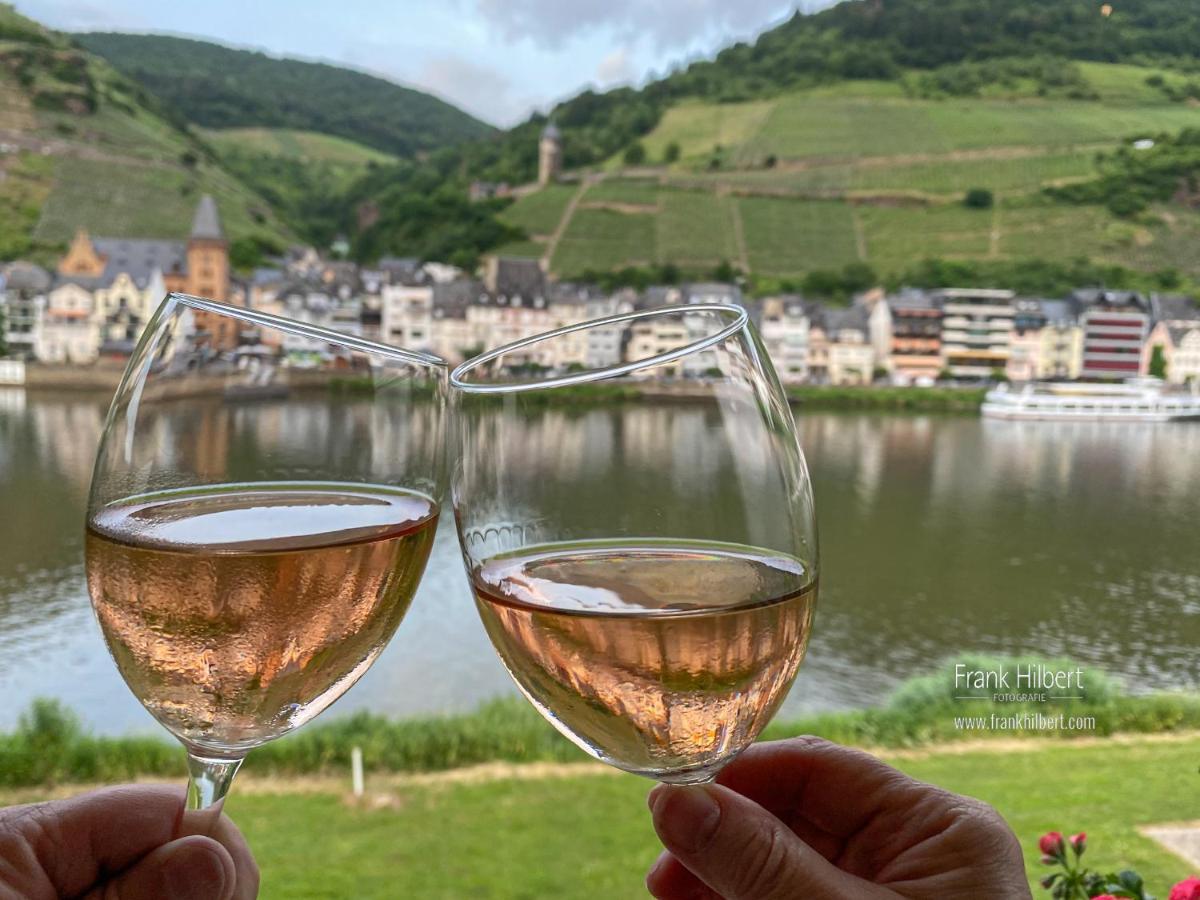 "Ferienhaus An Der Mosel" Zell an der Mosel Exterior foto